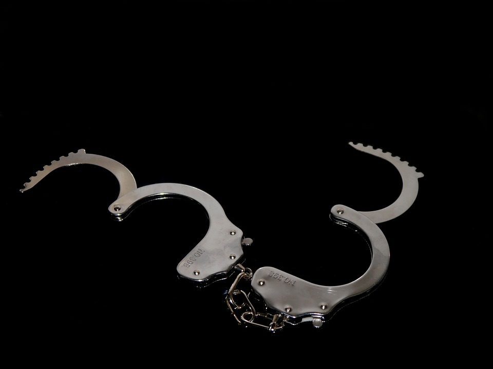 handcuffs 1078870 960 720