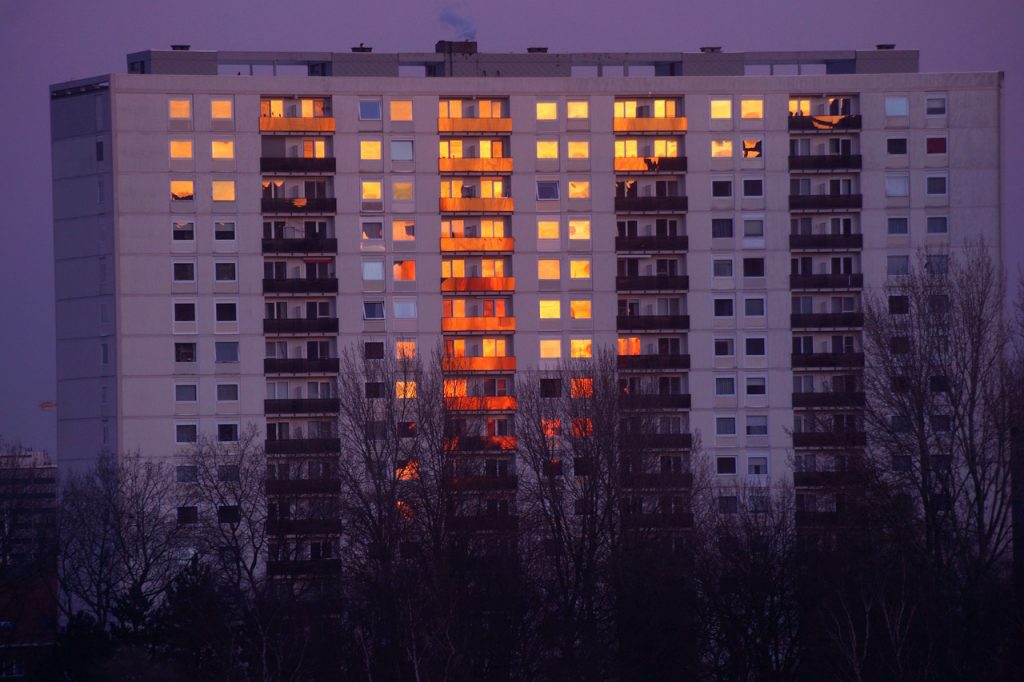 apartment blocks 3186882 1280